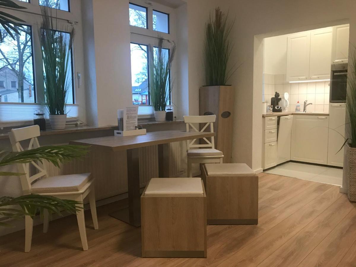 Ferienwohnungen Springer In Schoenefeld Ot Grossziethen Div Apartments Fuer Bis Zu 6 Personen Exterior photo