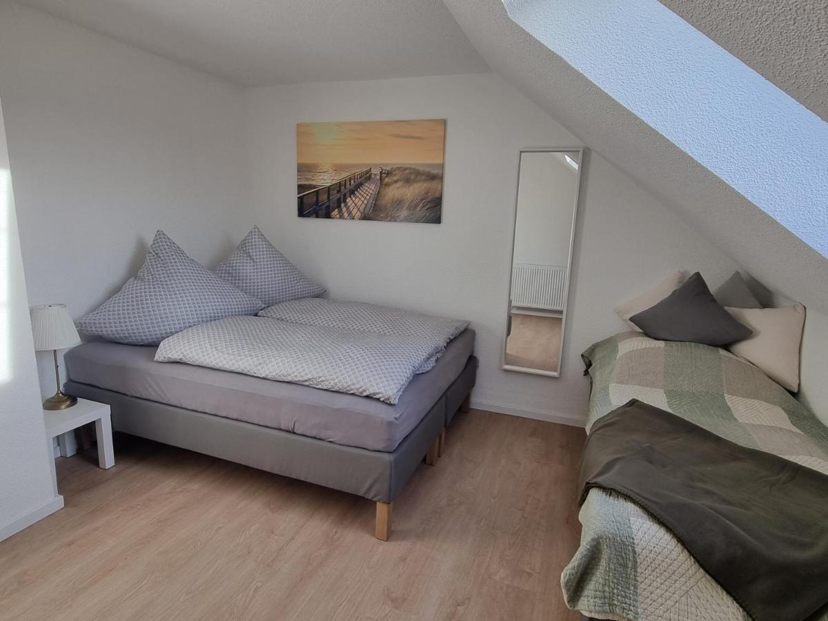 Ferienwohnungen Springer In Schoenefeld Ot Grossziethen Div Apartments Fuer Bis Zu 6 Personen Exterior photo