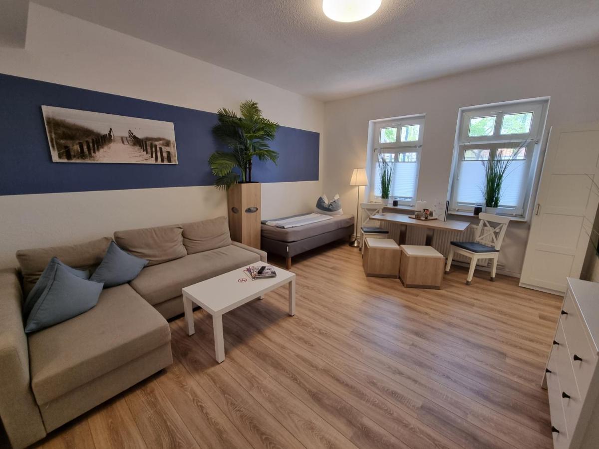 Ferienwohnungen Springer In Schoenefeld Ot Grossziethen Div Apartments Fuer Bis Zu 6 Personen Exterior photo