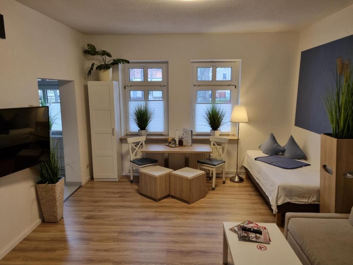 Ferienwohnungen Springer In Schoenefeld Ot Grossziethen Div Apartments Fuer Bis Zu 6 Personen Exterior photo