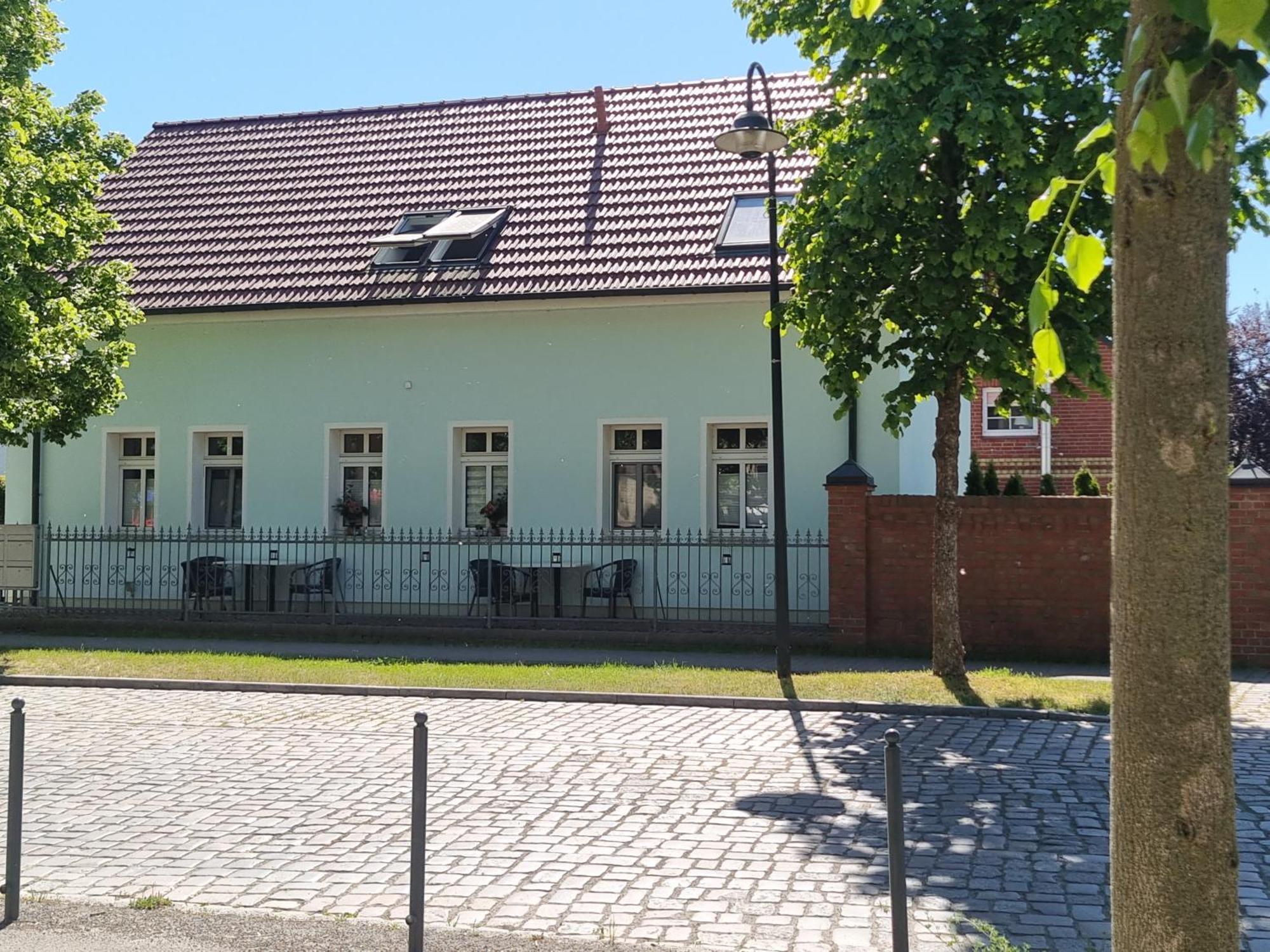 Ferienwohnungen Springer In Schoenefeld Ot Grossziethen Div Apartments Fuer Bis Zu 6 Personen Exterior photo