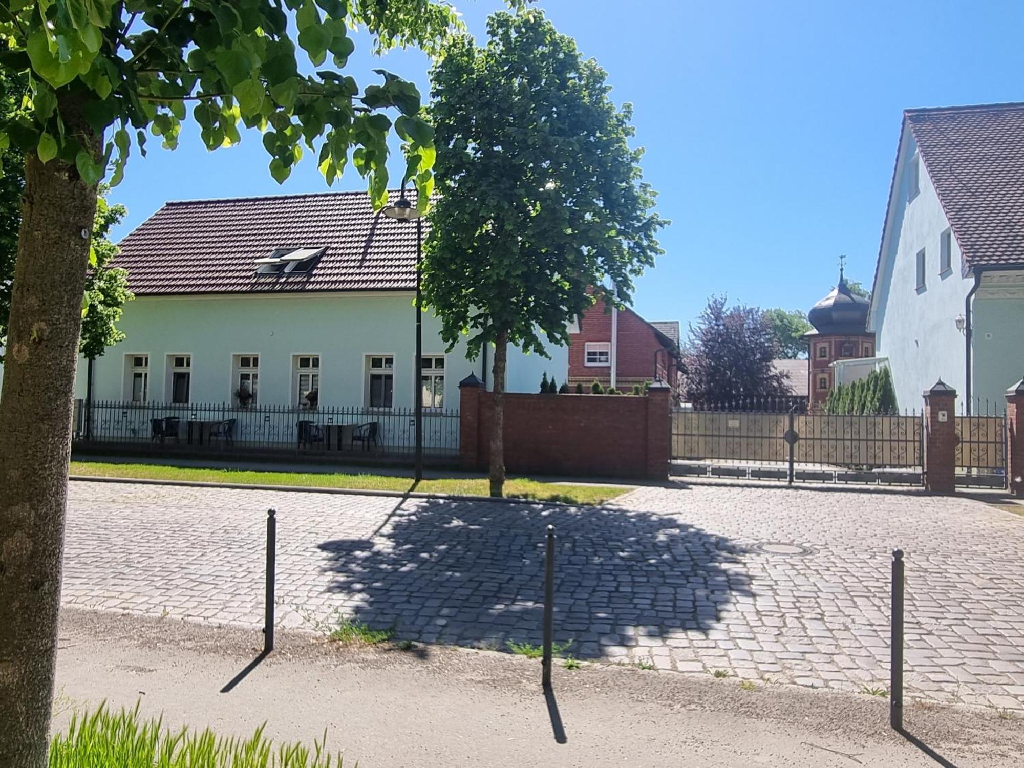 Ferienwohnungen Springer In Schoenefeld Ot Grossziethen Div Apartments Fuer Bis Zu 6 Personen Exterior photo